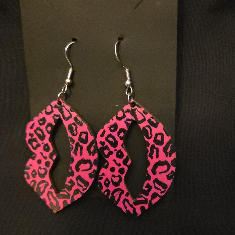 Pink Leopard Print Earrings
